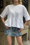 Kadın Beyaz Volanlı Oversize T-shirt (ZCKSS163)